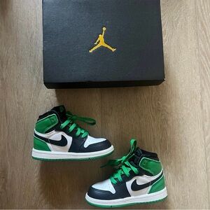 Jordan 1 Retro High OG Sneaker Black Lucky Green Size Toddler 7C